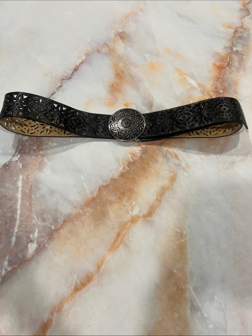 Coldwater Creek Black Sz 2X Laser-Cut Leather Belt Silver Buckle Statement Artsy
